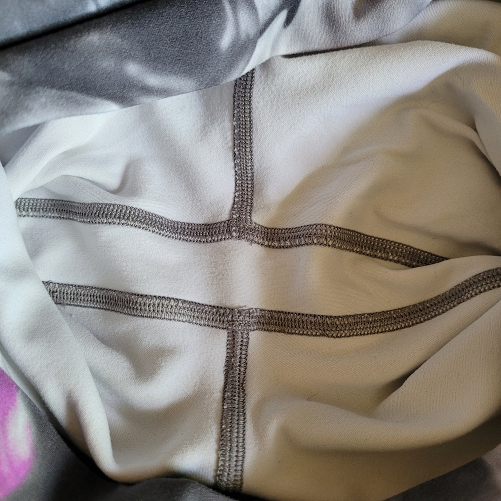 Lululemon Throwback Print Align High-Rise Pant 25" Unicorn Throwback White 6 - Picture 10 of 11